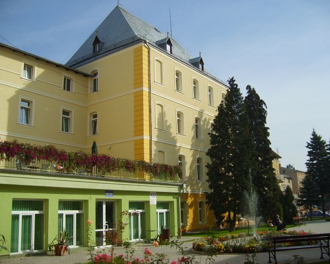 Pokój 3-os. Standard - Dom Zdrojowy